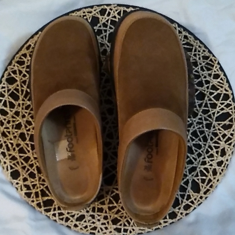 Birkenstock footprints clogs